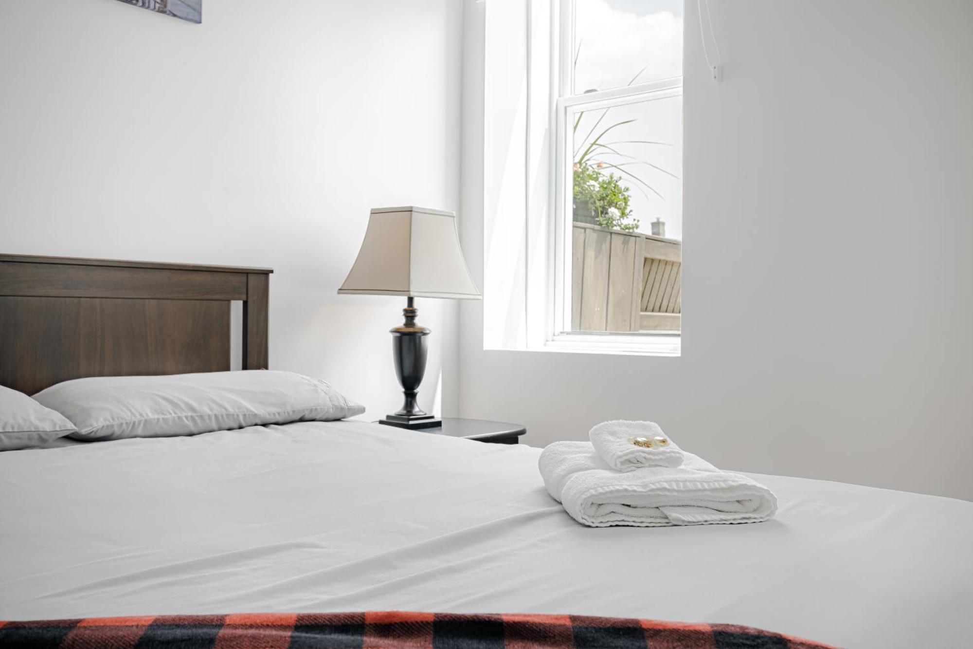 Homa Homestay Hotel By Olympic Stadium Montreal Auberge-Hostel Eksteriør billede